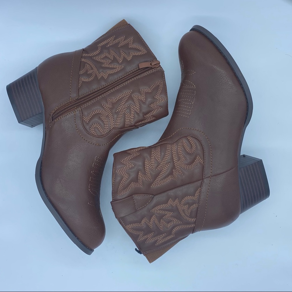 Torrid embroidered cowboy boots